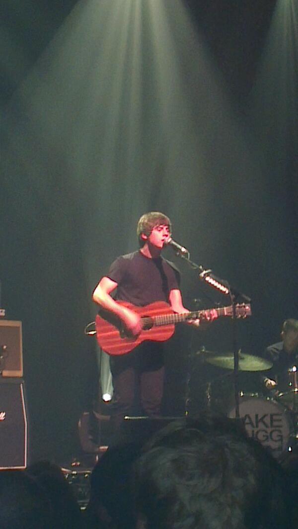 Martinjackson18's tweet photo. Jake Bugg, incredible! http://t.co/D7nLakjOLk