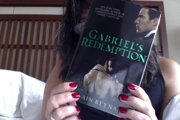 E_L_James's tweet photo. Gonna snuggle down with The Professor... http://t.co/JCNJlHvMfy
