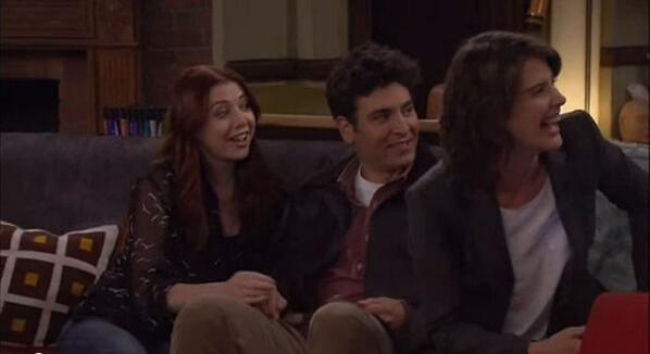 infinitelycobie's tweet photo. HIMYM #networktvcomedy #PeoplesChoice http://t.co/Z7rzQdXdmA