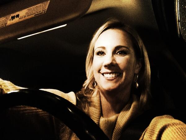 SchneiderCNN's tweet image. Hitting the road in #Mobile2. Let's see how long it takes to get from West 57th Street to Jersey! #whowantstoguess