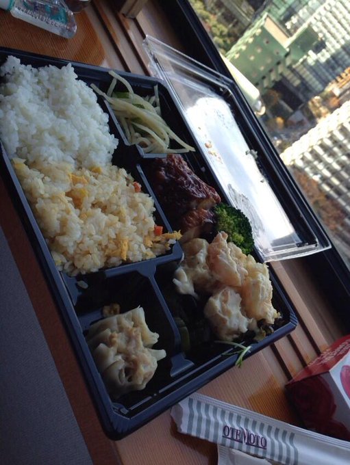 お昼ごはーん♡ http://t.co/SCJrcX5DZf