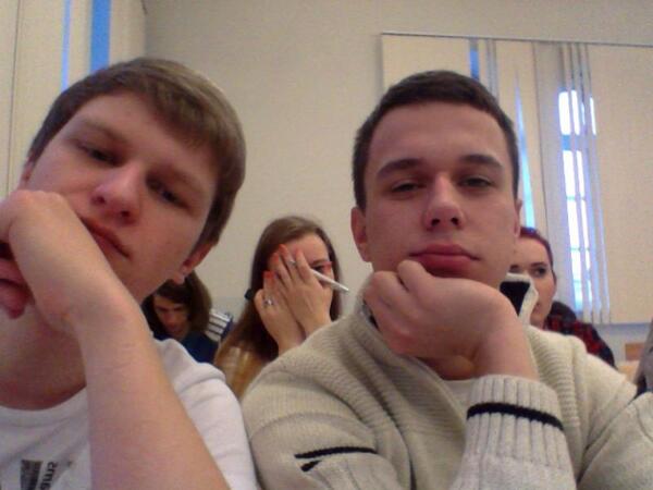 eidzii's tweet image. Diskrētā pir Flandersa