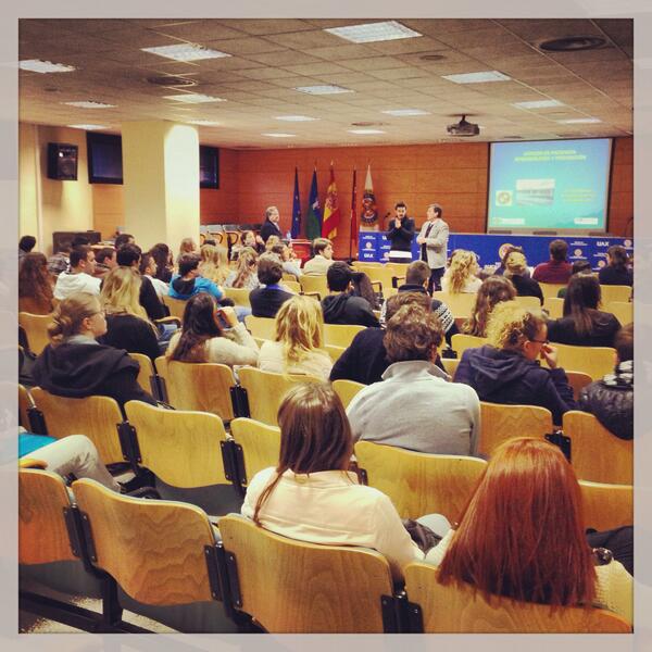 Jornada por la @universidad_uax sobre la salud masculina. Ha venido a apoyarnos <a href="/MovemberES/">MovemberES</a> GRACIAS #GenMo