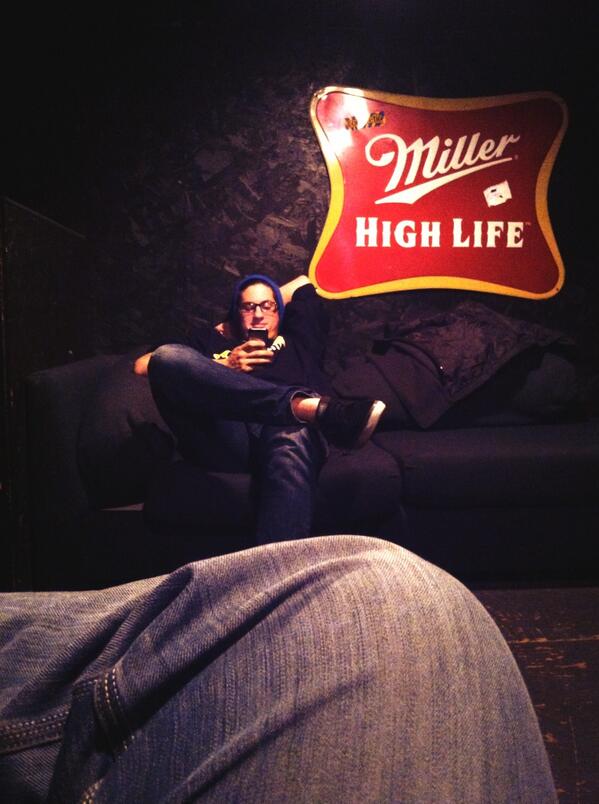 gabeKovacs's tweet image. It was real real. #TheDemo #HazardToYourBooty #VideoSlingin @Elvis_Freshly