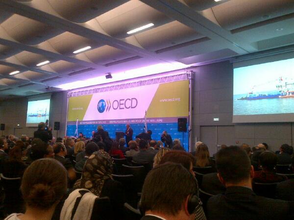 Expo2020 bidding countries presenting their final cases