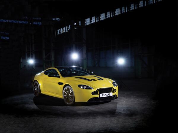 AtlanticPark's tweet photo. Further picture of the Aston Martin V12 Vantage S shot in Big Ft, as used in their brochure. #atlanticpark http://t.co/pCs3o0Xfti