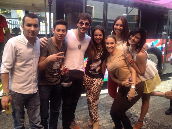 NexPanama's tweet photo. Los PDNT llegan a Nex Canal 21. @gabygarrid0 @iris_johys @chechoarevaloK @EsOmarVasquez @JuverOficial #PDNTenPanama http://t.co/yMlSJvzrzz