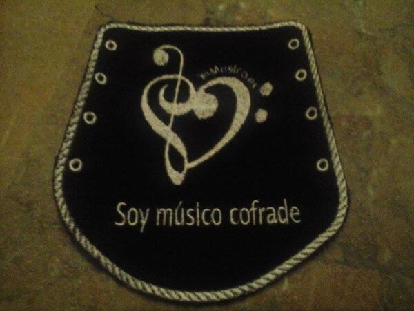 Si tocas la corneta, no te puedes quedar sin tu manopla "soy músico cofrade". Entra aquí blog.yomusico.es/producto/manop…