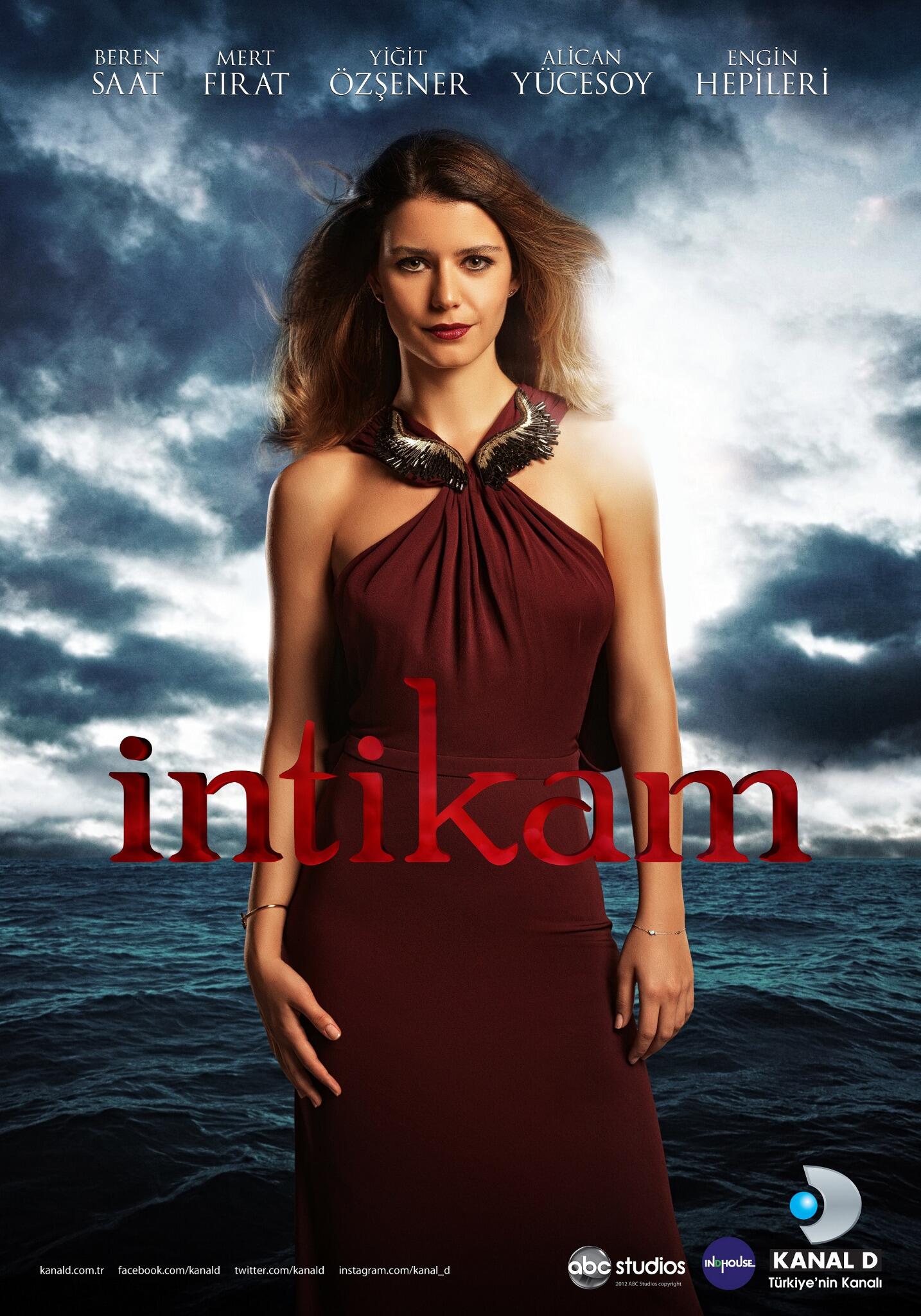 Beren Saat Intikam Dress