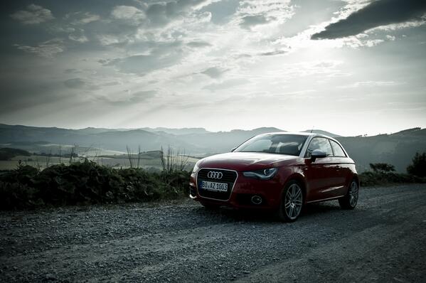 AudiHellas's tweet photo. Audi A1,A3 Cabriolet κ A6! “Quality Trophy” για ποιοτητα κ αξιοπιστία! 26η φορά,οι αναγνώστες“Auto Zeitung”επέλεξαν! http://t.co/YiSZ4KBEj0