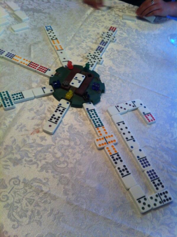Laura_ze's tweet photo. Playing mexican train http://t.co/lQiMGWvUEy
