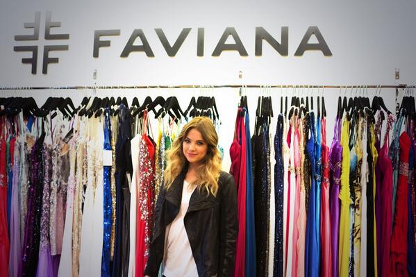 AshBenzo's tweet image. Hey lovelies &amp;lt;3, neeeeed your help! Which @favianaNY dress should I wear? bit.ly/whatsyourfave