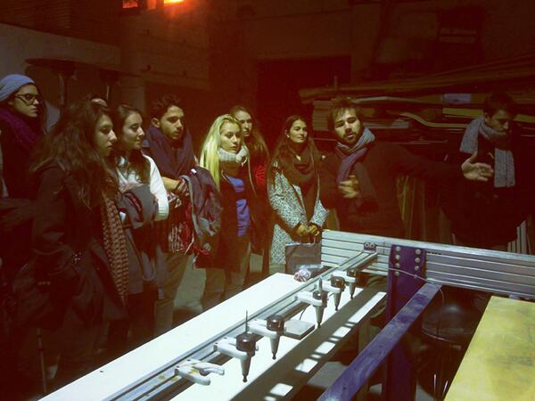 Visita a <a href="/fablabbcn/">Fab Lab Barcelona</a> con alumnos de <a href="/ESDi_Barcelona/">ESDI ESCOLA SUPERIOR DE DISSENY</a>. Gracias Santi y Marc, muy buenos anfitriones!!