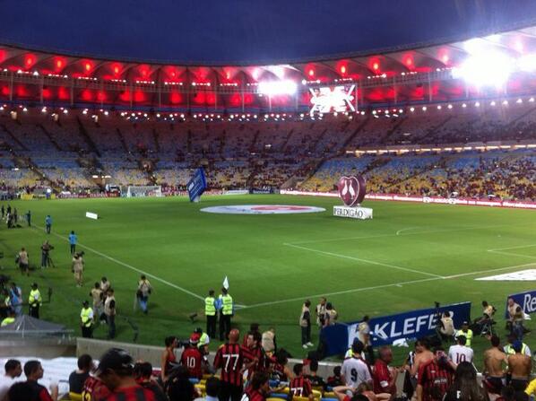 AthleticoPR's tweet photo. Essa é a visão que os atleticanos no estádio terão durante a final da Copa do Brasil. #capnafinal #EuNoMaraca http://t.co/Zlskv6QMXA