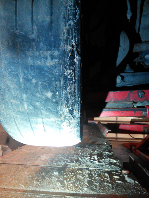 BoltOnTech's tweet image. This image, taken with #MobileManagerPro made the shop $1000. The customer saw &amp;amp; approved service via text messaging.