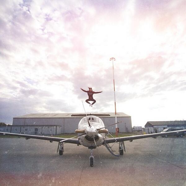 Some rarely seen footage of @SteveAoki landing at Inverness airport last June.