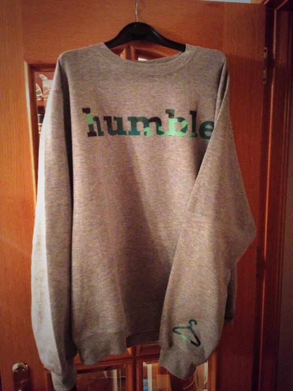 alvaro_arroyo_'s tweet photo. Ya tengo mi sudadera @humblespain el dia 7 la estreno con @Shake_Coconut #mola http://t.co/N1lTyqdX4D