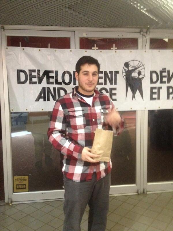 MarvinRotrand's tweet photo. With @SonnyMtl at fundraising movie night. http://t.co/cvz1WJ9MqQ