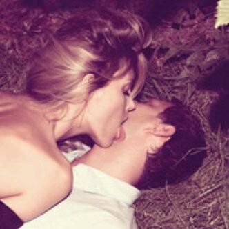Amol_a2013's tweet photo. ولا كذا احسن #سكس #نيك #زب #طيز #كس #افلام_سكس http://t.co/l9GPtSCBR2