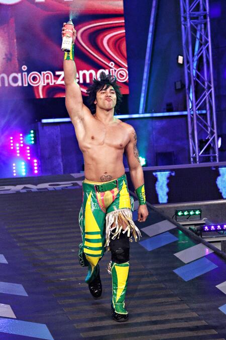 This week on Xplosion, Zema Ion returned to TNA in wrestling action! We should be seeing him on Impact soon. #TNA