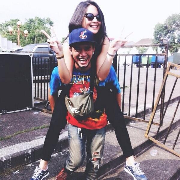 gania alianda tweet media