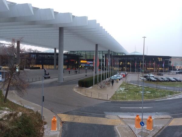 jpowers_media's tweet image. #spsdrives last day !what a great week for Electric Automation