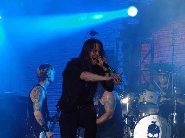 MylesKennedyW's tweet image. [PHOTO] Kings of Chaos - Paraguay

Via @personalpy 

@MylesKennedy on stage. So beautiful pic.
#PersonalFestPy