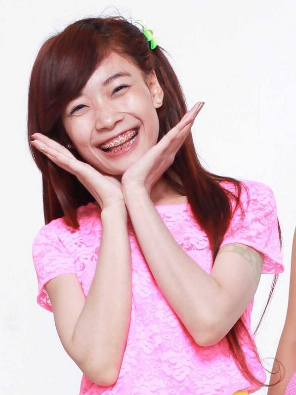 CY_Christyers's tweet photo. 15. Ayunda | @ayuwijayaputri | #NewMemberChiBi http://t.co/pEwv1mTVTo