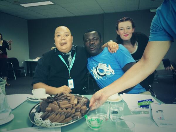 BuddhaDeFunkt's tweet photo. Stuffing my face with George from YouthBlock! #yacfairfield #youthhealth http://t.co/xzped1PtnF