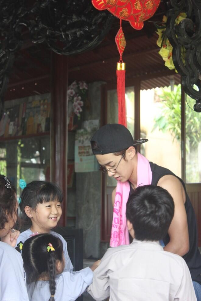 BaIhX43CcAAiMY9.jpg:large