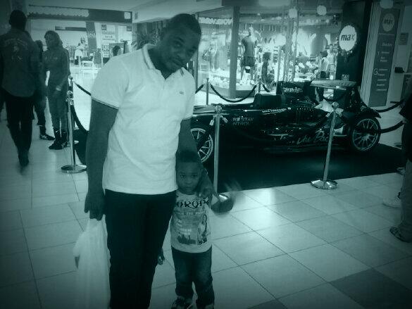 nfreshz's tweet photo. @Naija102FM #steppingup2vip, #iamnotdriving......my boi said cool car http://t.co/DAbvbc8BjT