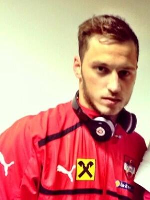 “<a href="/cosnakickbo/">HAIRY POTTER</a>: ARNIE QUOTES "I'll be back !!! for the Cardiff Clash " #terminator ”