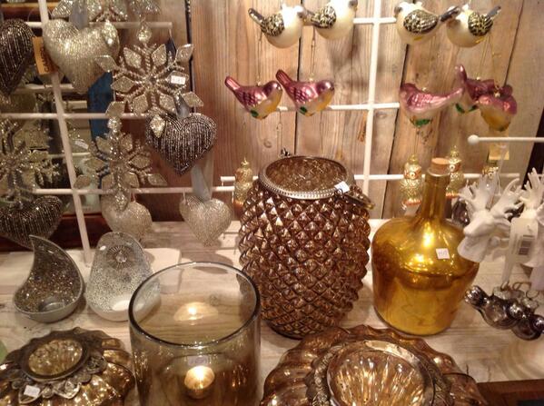 Volop nieuwe collectie leuke kado's voor de Sint en Kerst in onze winkel. Bekijk een sfeerplaatje hier: