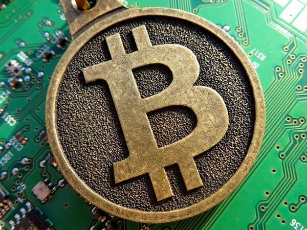 microsiervos's tweet image. ¿Quo Vadis, Bitcoin? (@RTVE) rtve.es/noticias/20131… @microsiervos
