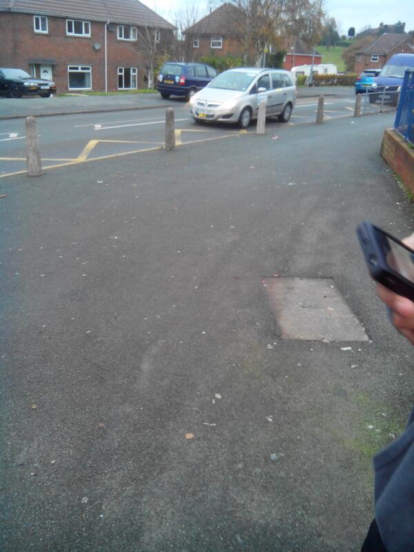 aidenm1407's tweet photo. @Shaunhickling_ taxi has arrived  @bernardgranario @Bboy_Pengu http://t.co/r73IrS9e7f