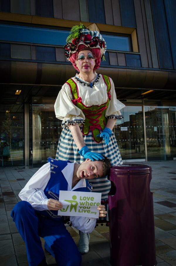 LoveDoncaster's tweet photo. Salmonella &amp; Buttons from panto Cinderella launched Cast’s pledge to support Love Where You Live #doncasterisgreat http://t.co/Gj6X4o5KVt