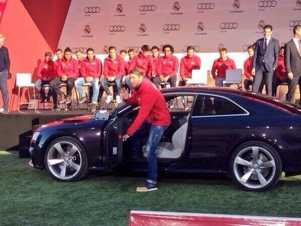 News now Real madrid - Real Madrid players receive cars from Audi Photos