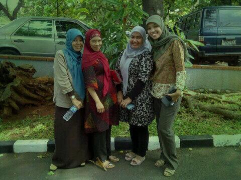Diah_sr's tweet photo. Betapa gw sangat berharap walau mustahil, kita mengulang kebersamaan kita @eysijthan @el_biruni @tianaecho http://t.co/rykpZSJ5I6