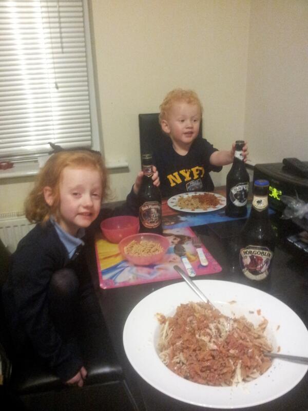 BillyJCarr's tweet image. Dinner with the kids!!