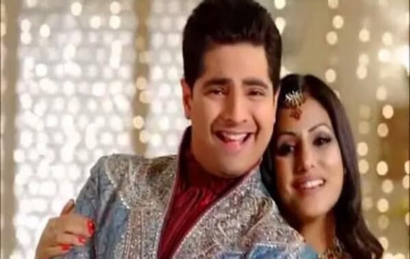 Team_HiRan's tweet photo. #Naitik #Akshara ♥ ♥ #SPA2011 #memories #1300EpisodesOfYRKKH @Team_KaranMehra @NitikH http://t.co/ug7lIjP6tm