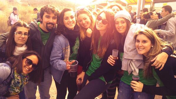 FURANA2's tweet photo. Y un año más, grandiosas Fiestas de Educación!! http://t.co/e2XdGwjpRM