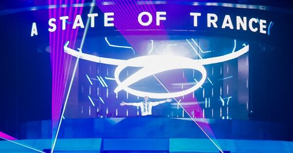 cesar9hee's tweet image. "@ASOT700COLOMBIA: RT la #TranceFamily que ya está conectada con el #ASOT641 http://t.co/7LVxze8JEF"