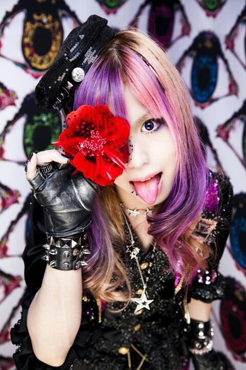 ｖ系女形bot على تويتر お遊戯ゎが魔々団 Paradeis 真白 T Co Zb2uceso45