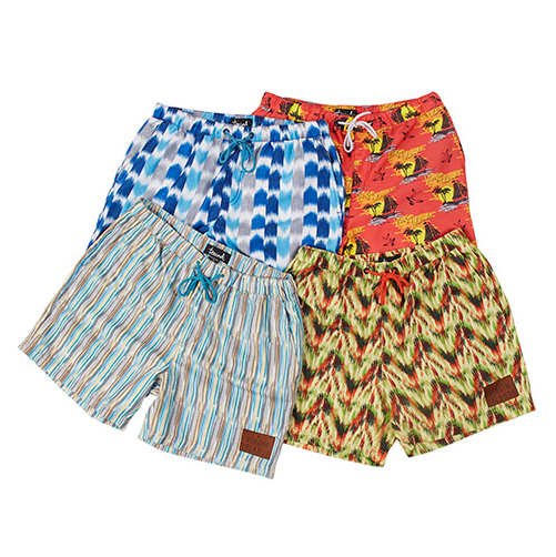 theiconicau's tweet photo. Let's have some #FREEBIEFRIDAY fun! Guys, we've got 4 pairs of @Teeink boardies ready &amp; waiting. RETWEET until 5pm Xx http://t.co/PbYpXqDTaA