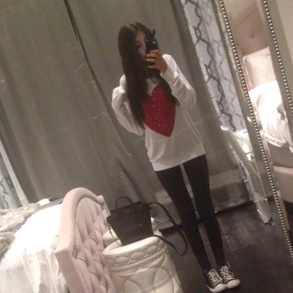 madisonfalse's tweet image. Bored