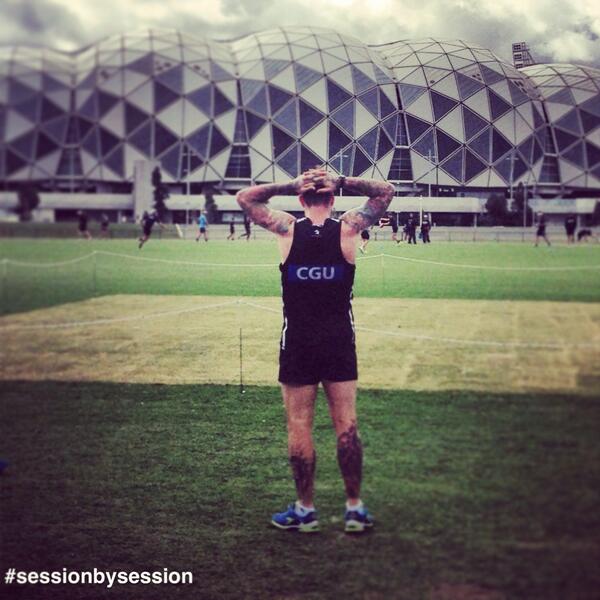 CollingwoodFC's tweet photo. This man is putting in the hard yards out on the track: @swandane #sessionbysession http://t.co/IV5LGoTp5F