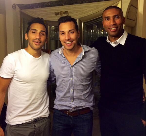 dribble9's tweet image. Zahir Belounis sudah bisa keluar dan pulang dari Qatar. Dan disini Salomon Begondo meninggal. #sudahgituaja