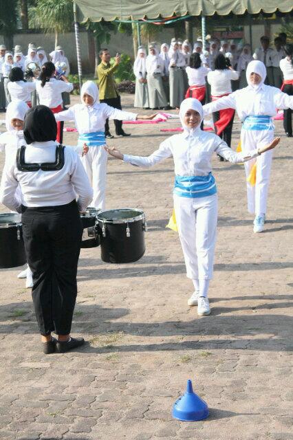 Smileeee *showtime :)