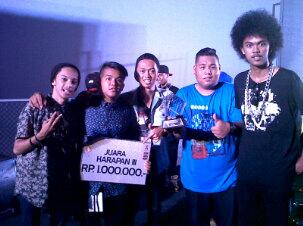 HipHopSatuMeja's tweet image. #NRC2013 RT @PalembangHiphop: aiih syedep!! cc : @nestopalembang @Big_Aindo @aQbRMD @fajren_ @ojanrap