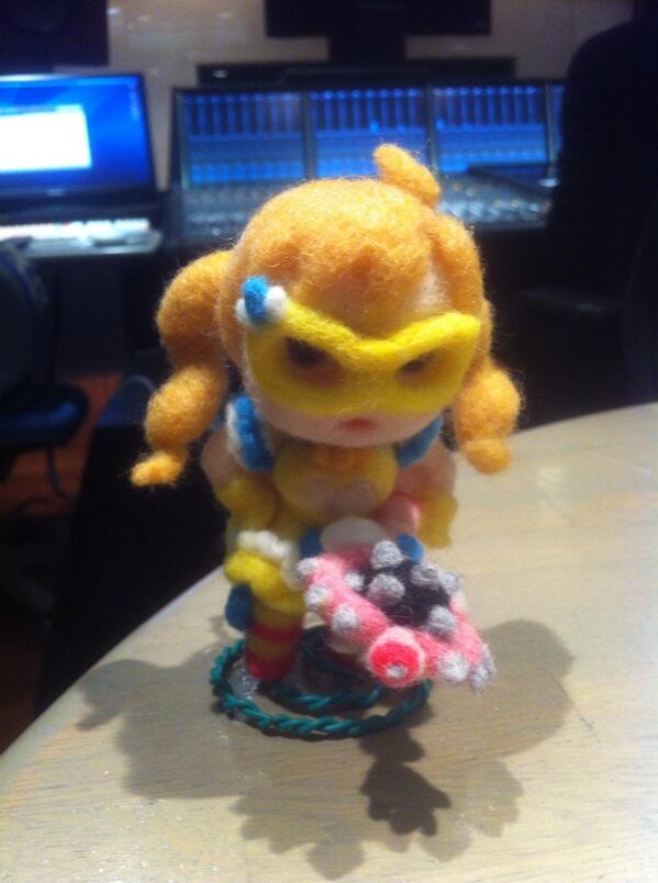 サムライフラメンコ ノイタミナラジオ のアシスタントをされてるマーザンさんが マリの人形を作ってくれました これ フェルトなんですって ノイタミナショップにて展示させて頂きます Samumenco Ap鳥山 Http T Co 8a4hse2tyj